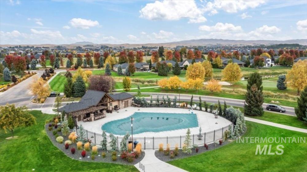 1116 N World Cup Lane, Eagle, Idaho 83616, 4 Bedrooms, 2 Bathrooms, Residential For Sale, Price $669,000,MLS 98990817