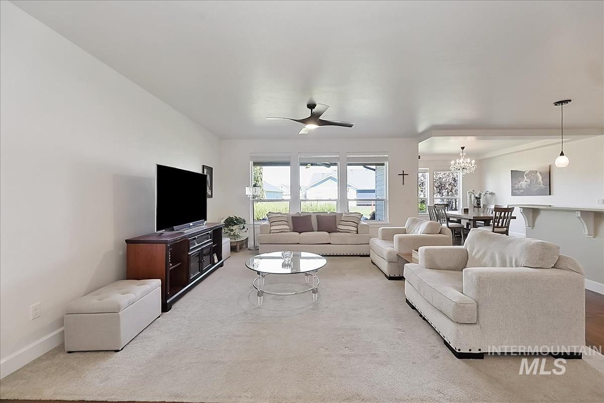 1116 N World Cup Lane, Eagle, Idaho 83616, 4 Bedrooms, 2 Bathrooms, Residential For Sale, Price $669,000,MLS 98990817