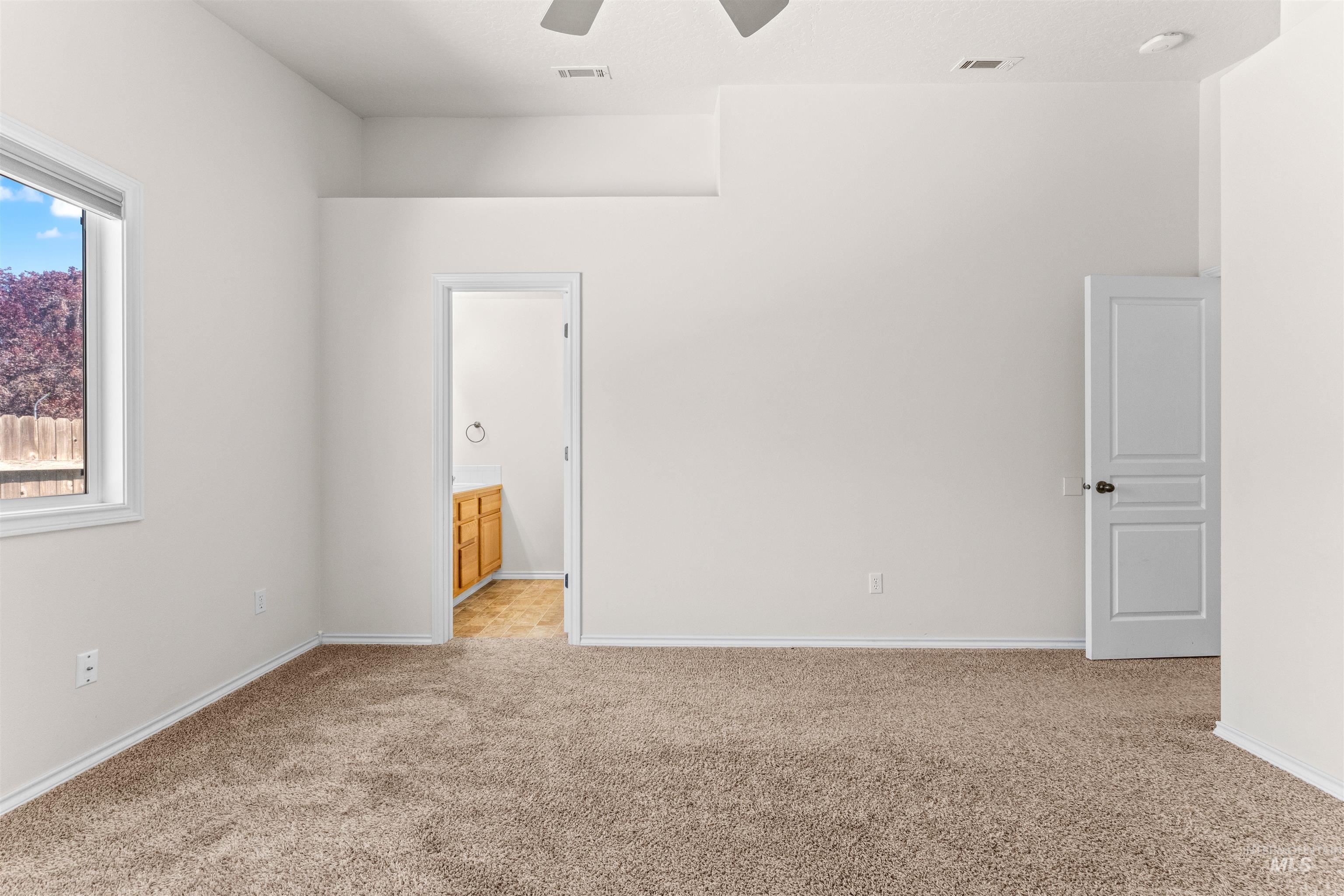 6419 E Crestley, Nampa, Idaho 83687-4117, 3 Bedrooms, 2 Bathrooms, Residential For Sale, Price $399,000,MLS 98990820
