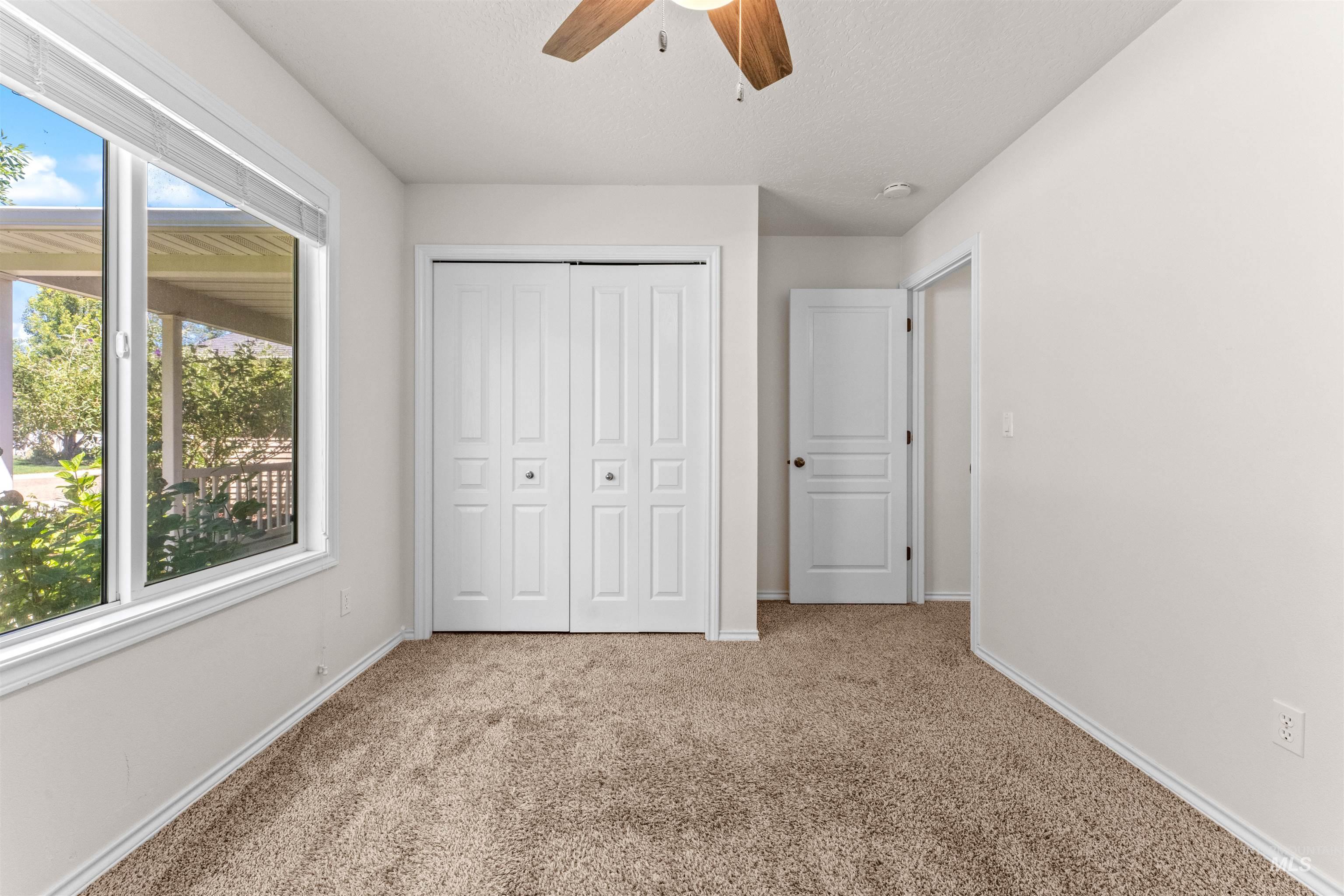 6419 E Crestley, Nampa, Idaho 83687-4117, 3 Bedrooms, 2 Bathrooms, Residential For Sale, Price $399,000,MLS 98990820