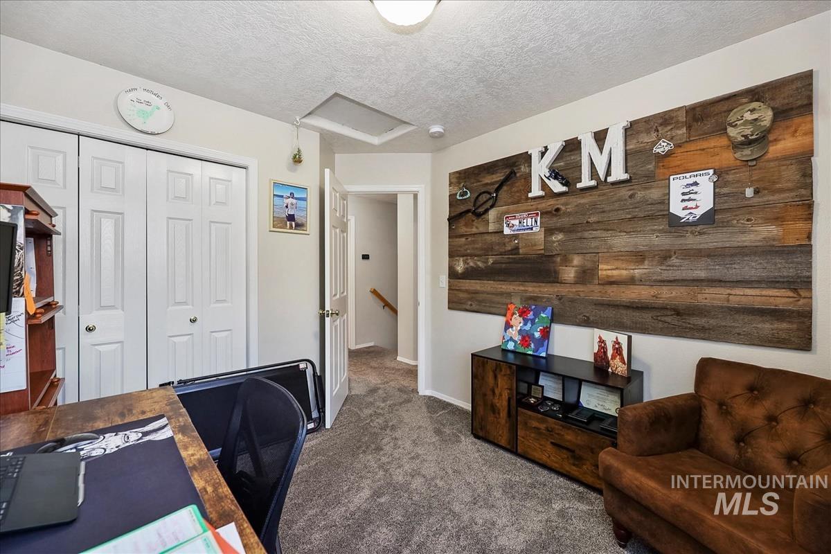 913 S Lily Court, Nampa, Idaho 83686-7062, 3 Bedrooms, 2.5 Bathrooms, Residential For Sale, Price $400,000,MLS 98990822