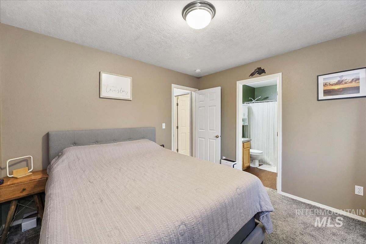 913 S Lily Court, Nampa, Idaho 83686-7062, 3 Bedrooms, 2.5 Bathrooms, Residential For Sale, Price $400,000,MLS 98990822