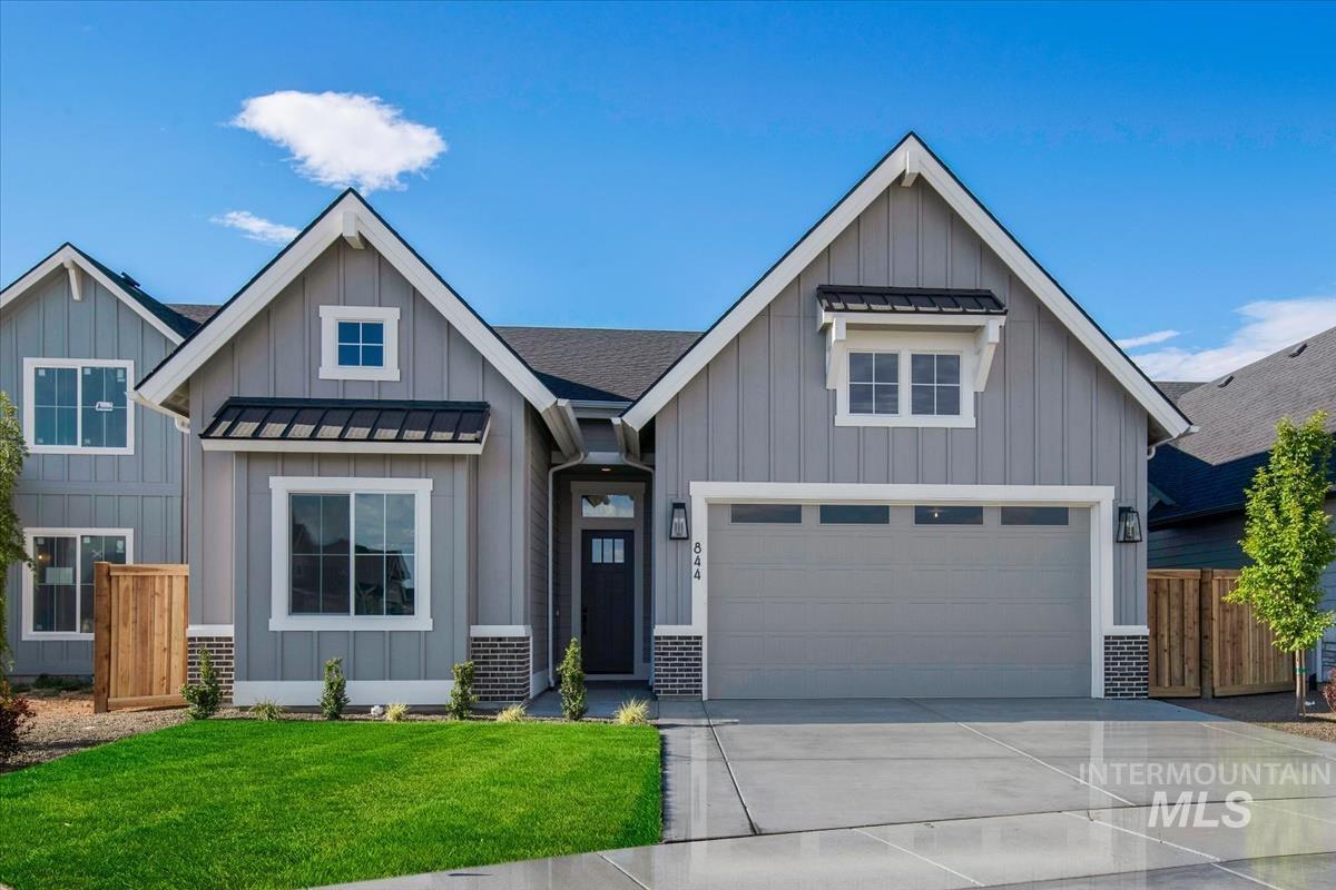 1098 E Escalation St, Meridian, Idaho 83642, 3 Bedrooms, 2.5 Bathrooms, Residential For Sale, Price $649,900,MLS 98990823