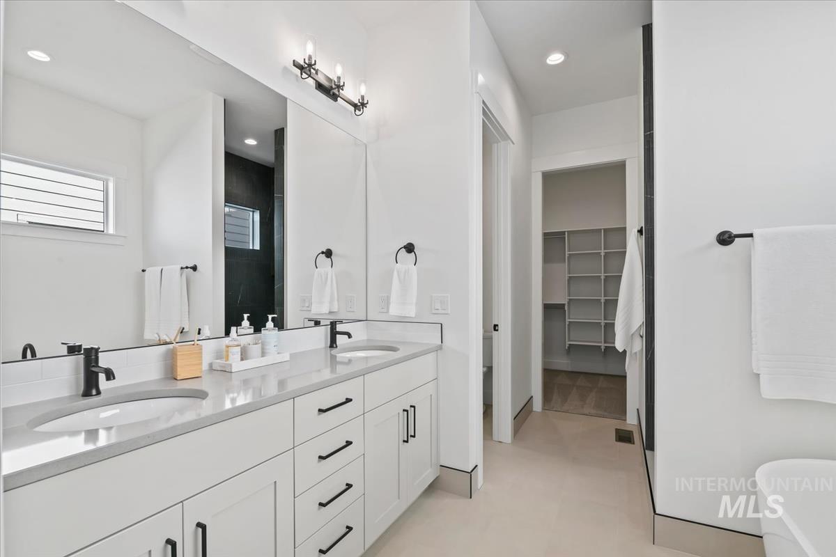 1098 E Escalation St, Meridian, Idaho 83642, 3 Bedrooms, 2.5 Bathrooms, Residential For Sale, Price $649,900, 98990823