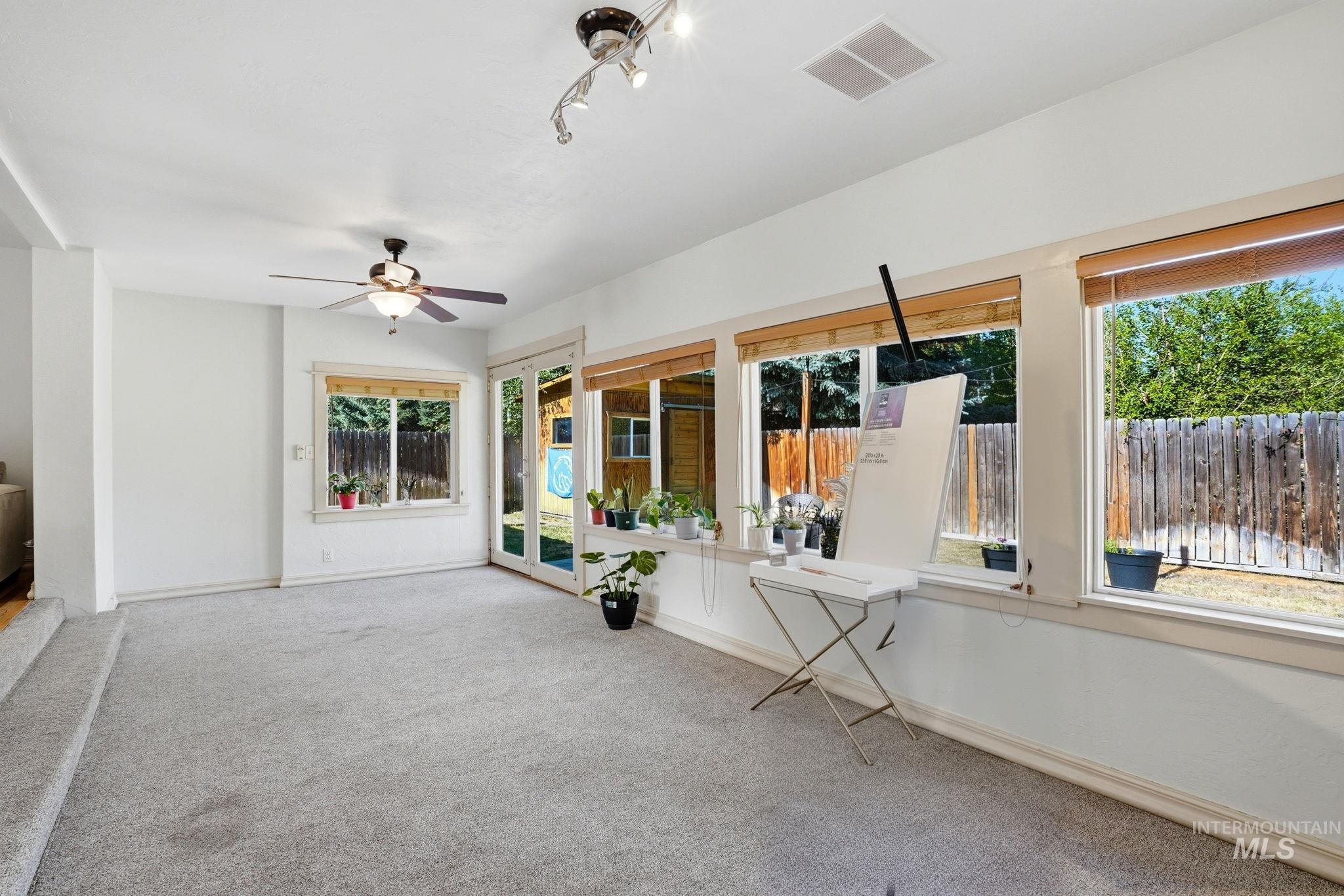 275 S Latah St, Boise, Idaho 83705, 3 Bedrooms, 2.5 Bathrooms, Residential For Sale, Price $599,900,MLS 98990825
