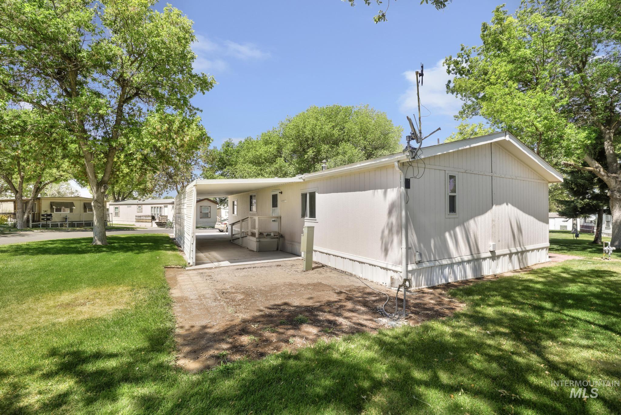 1625 Maple St, Buhl, Idaho 83316, 3 Bedrooms, 2 Bathrooms, Residential For Sale, Price $124,900,MLS 98990826