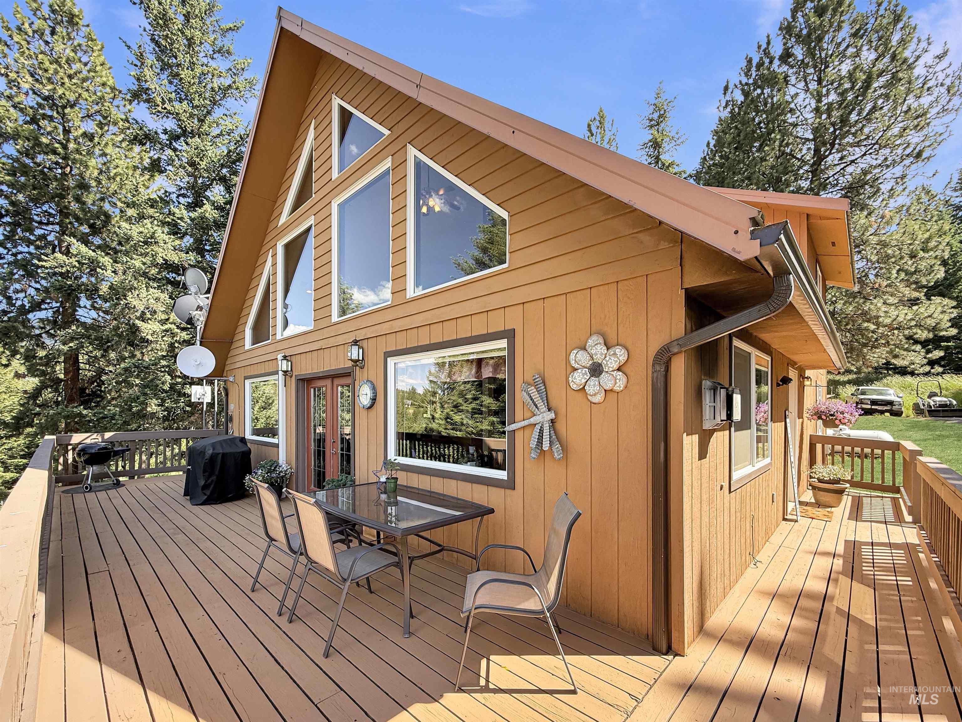 24 Ashley Place, Grangeville, Idaho 83530, 3 Bedrooms, 3 Bathrooms, Residential For Sale, Price $599,000,MLS 98990831