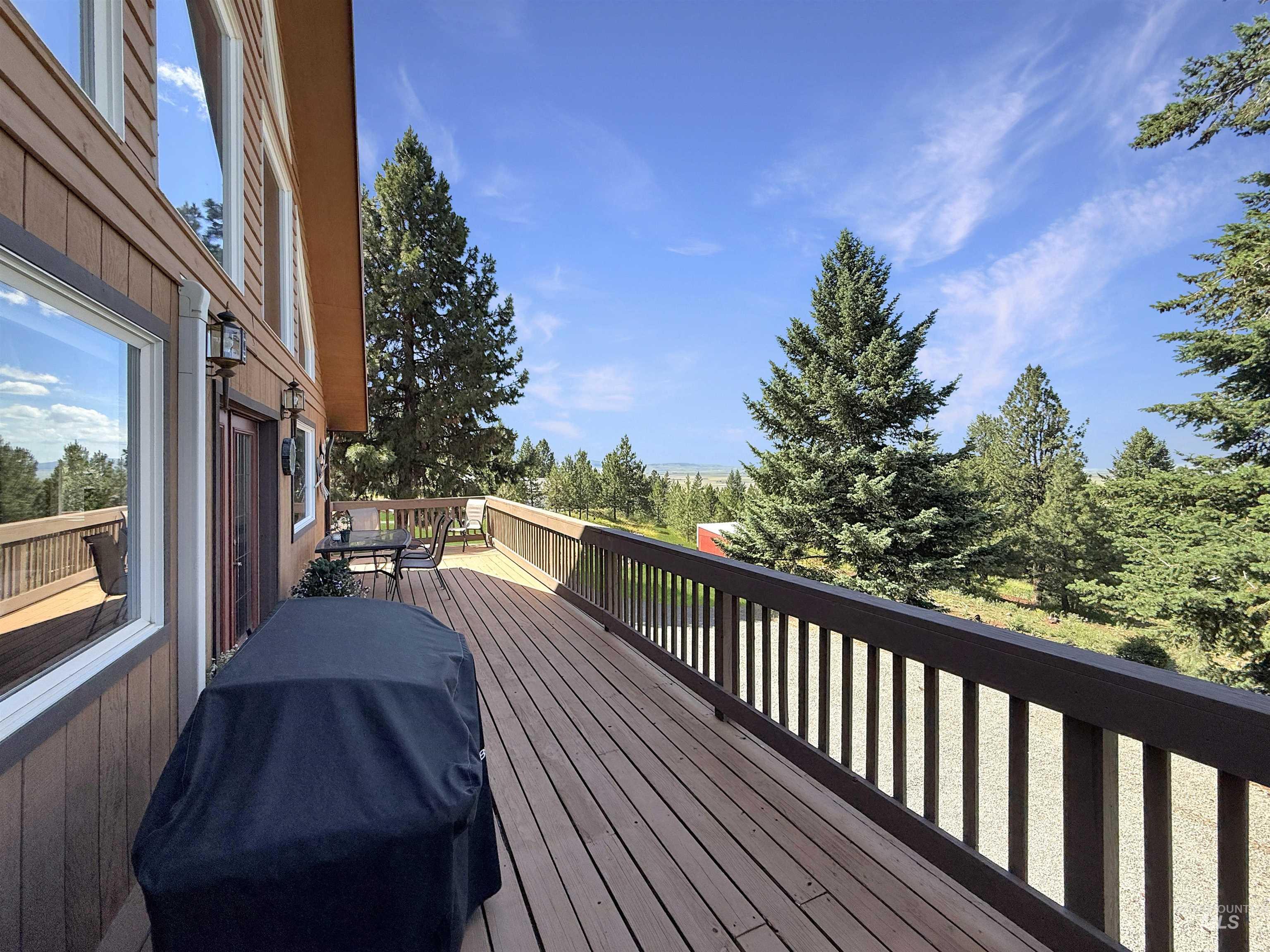 24 Ashley Place, Grangeville, Idaho 83530, 3 Bedrooms, 3 Bathrooms, Residential For Sale, Price $599,000,MLS 98990831