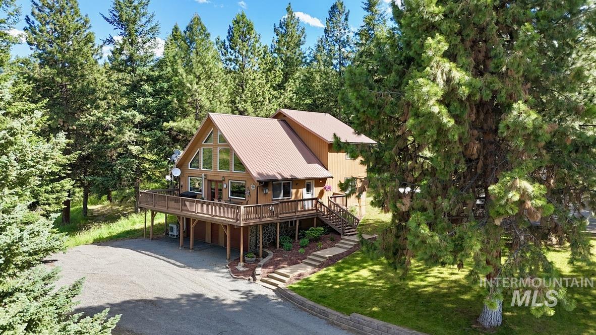 24 Ashley Place, Grangeville, Idaho 83530, 3 Bedrooms, 3 Bathrooms, Residential For Sale, Price $599,000,MLS 98990831