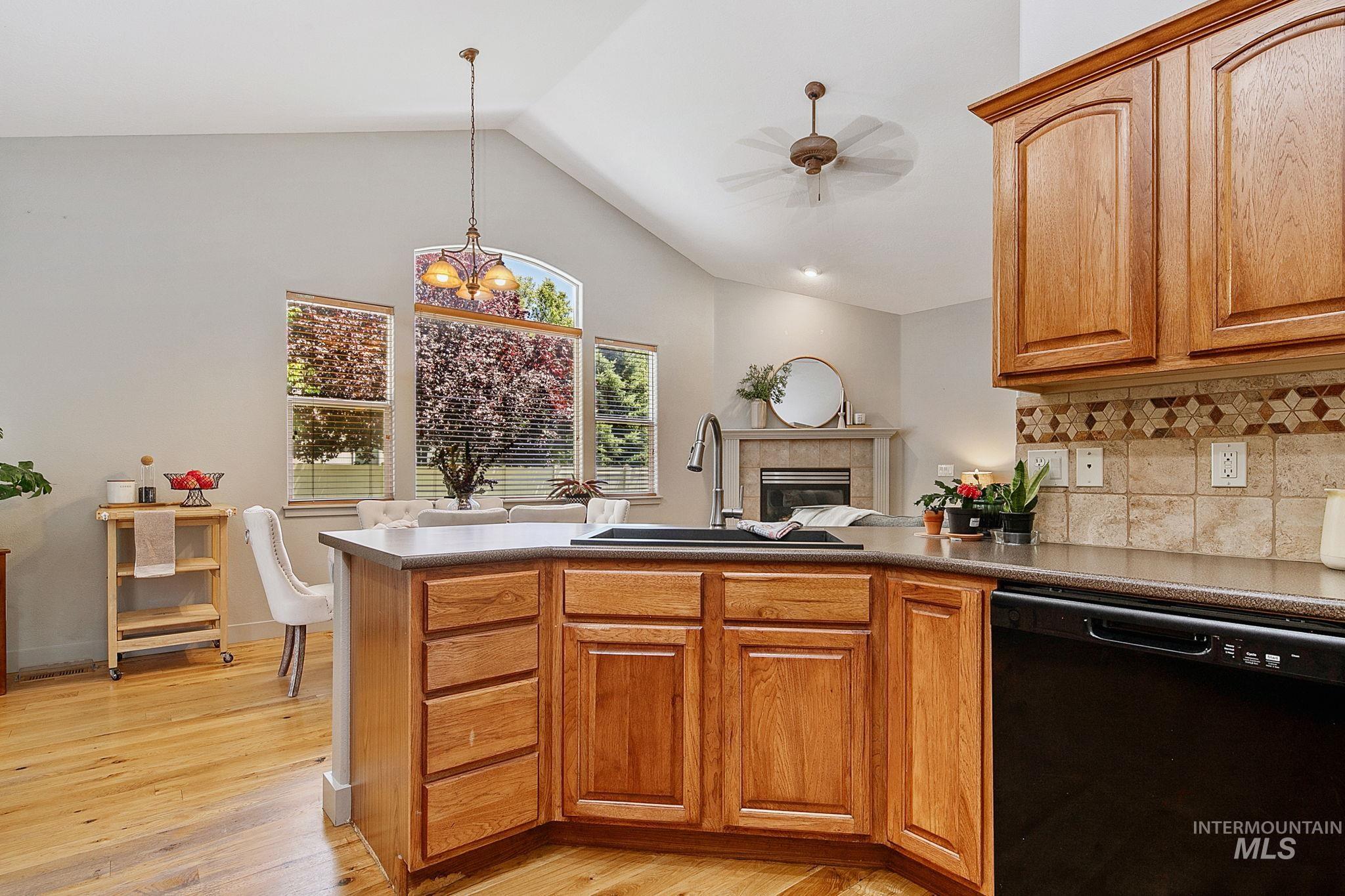 5264 N Schumann Ave., Meridian, Idaho 83646, 4 Bedrooms, 3 Bathrooms, Residential For Sale, Price $630,000,MLS 98990832