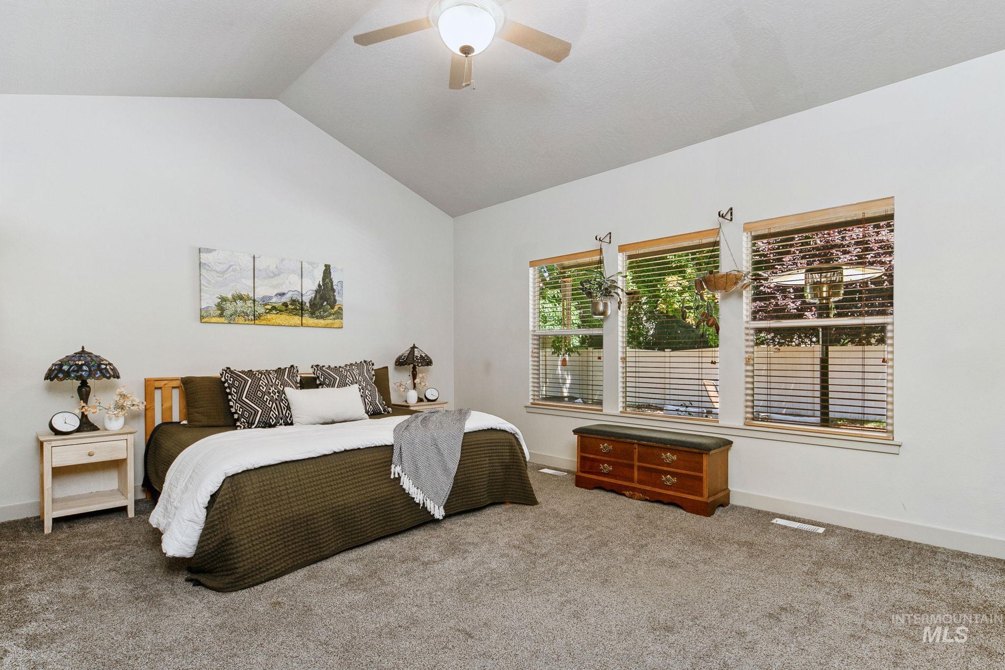 5264 N Schumann Ave., Meridian, Idaho 83646, 4 Bedrooms, 3 Bathrooms, Residential For Sale, Price $630,000,MLS 98990832