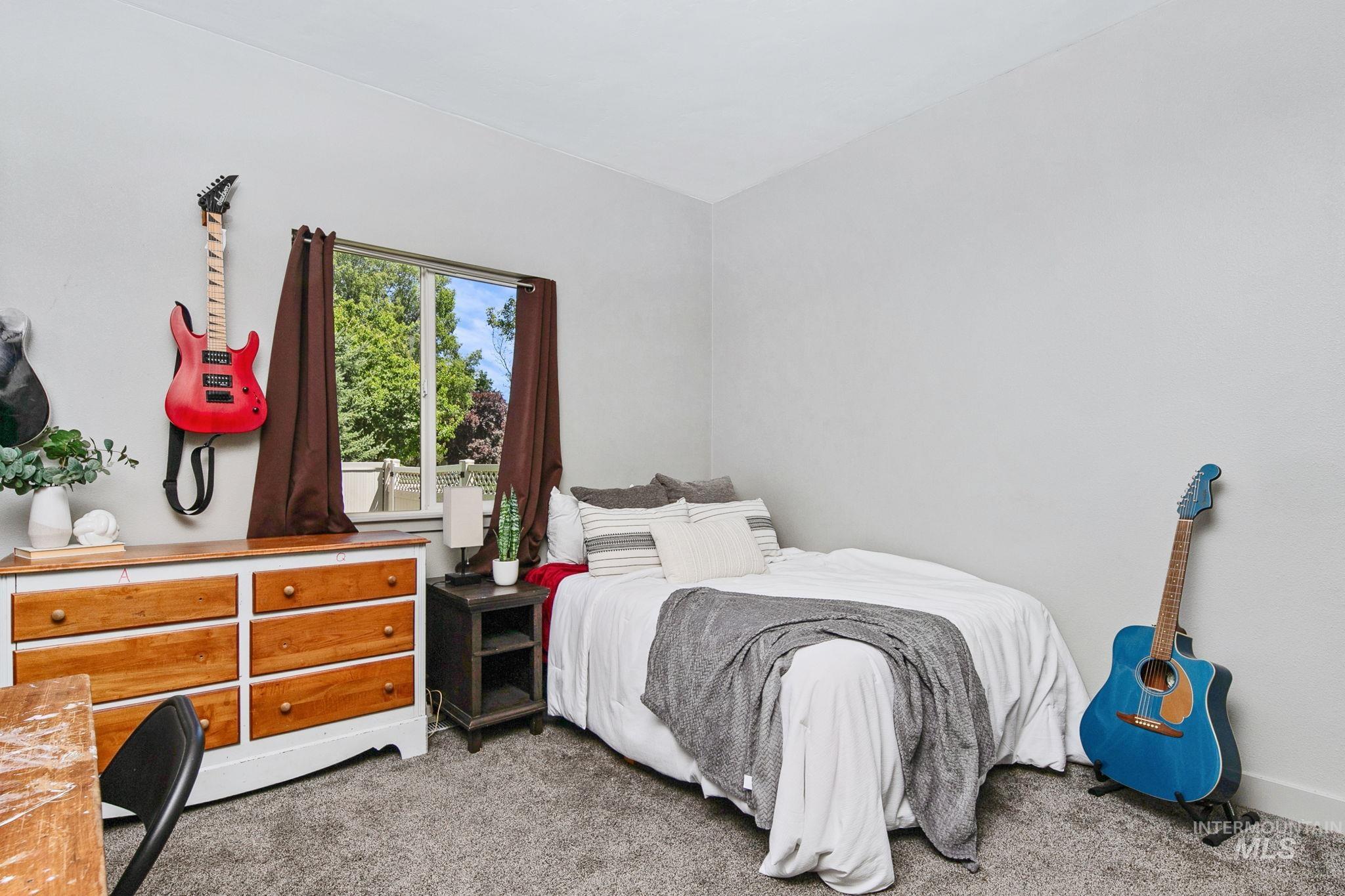 5264 N Schumann Ave., Meridian, Idaho 83646, 4 Bedrooms, 3 Bathrooms, Residential For Sale, Price $630,000,MLS 98990832