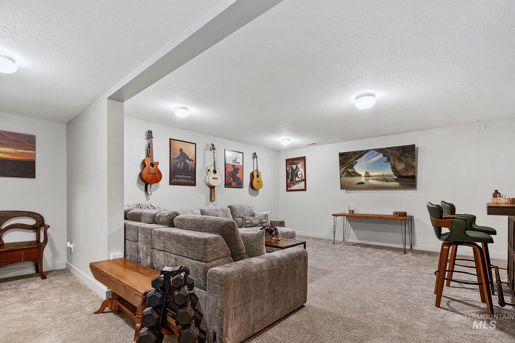 5264 N Schumann Ave., Meridian, Idaho 83646, 4 Bedrooms, 3 Bathrooms, Residential For Sale, Price $630,000,MLS 98990832