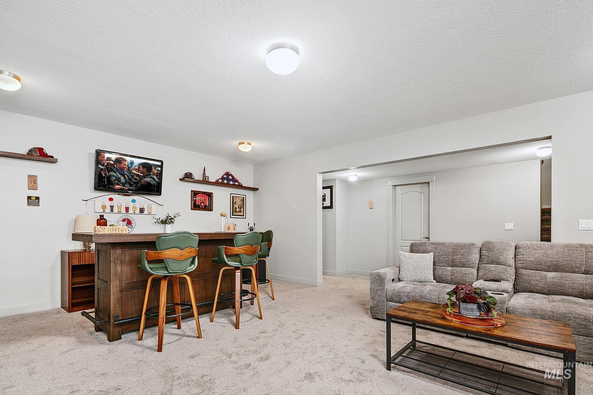5264 N Schumann Ave., Meridian, Idaho 83646, 4 Bedrooms, 3 Bathrooms, Residential For Sale, Price $630,000,MLS 98990832