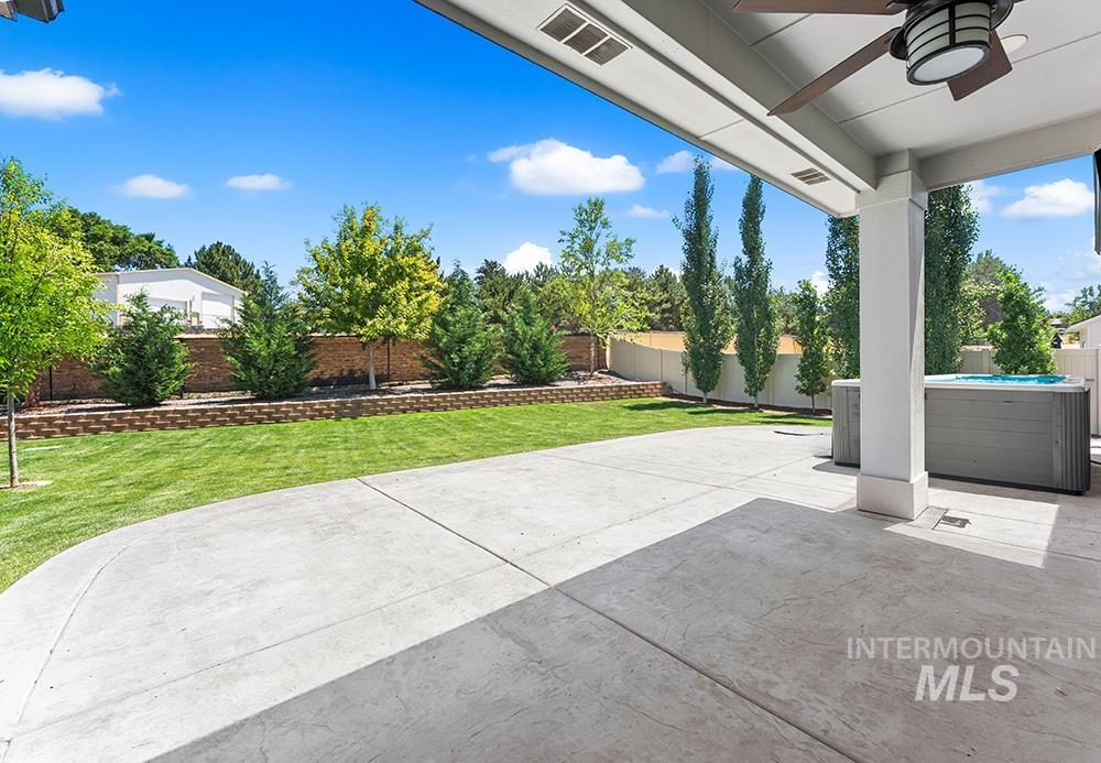 2324 S Grand Fork Ln, Meridian, Idaho 83642, 5 Bedrooms, 3 Bathrooms, Residential For Sale, Price $749,900,MLS 98990833