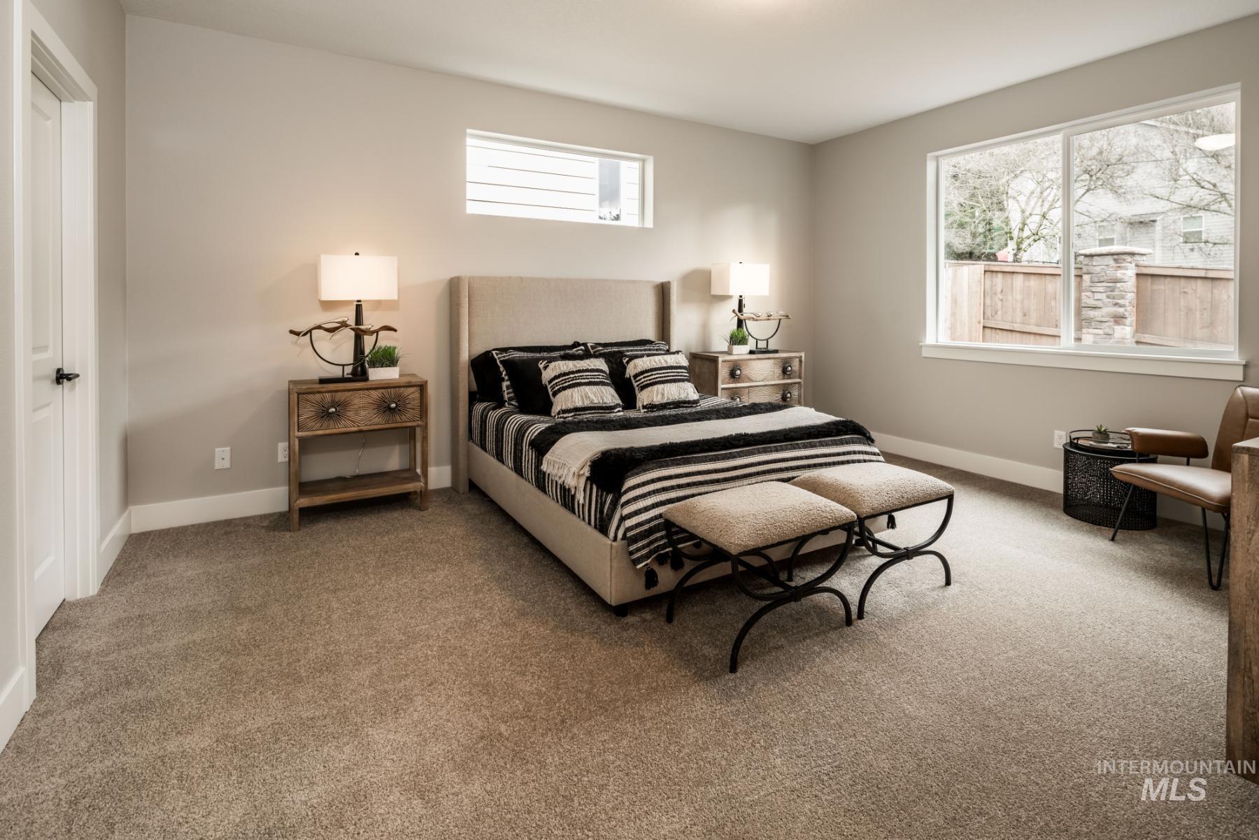 6070 N Artic Fox, Meridian, Idaho 83646, 3 Bedrooms, 2 Bathrooms, Residential For Sale, Price $616,000,MLS 98990838
