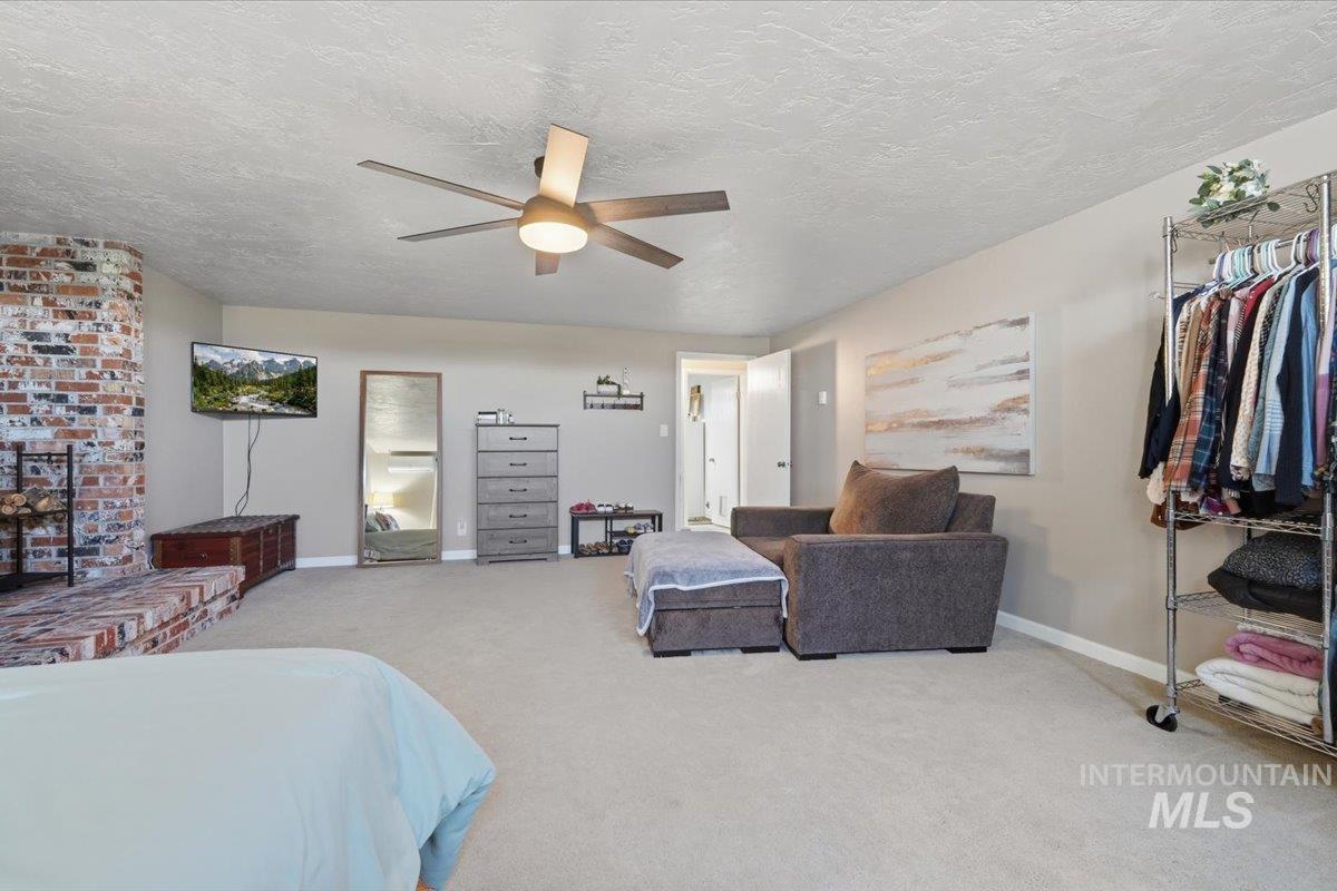 6850 W Black Canyon Hwy, Emmett, Idaho 83617, 4 Bedrooms, 2.5 Bathrooms, Residential For Sale, Price $649,900,MLS 98990842