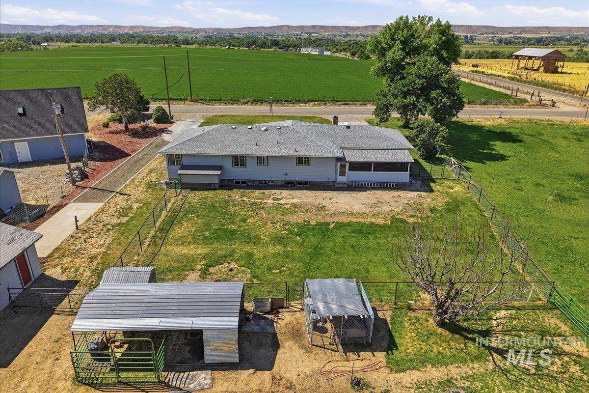 6850 W Black Canyon Hwy, Emmett, Idaho 83617, 4 Bedrooms, 2.5 Bathrooms, Residential For Sale, Price $649,900,MLS 98990842
