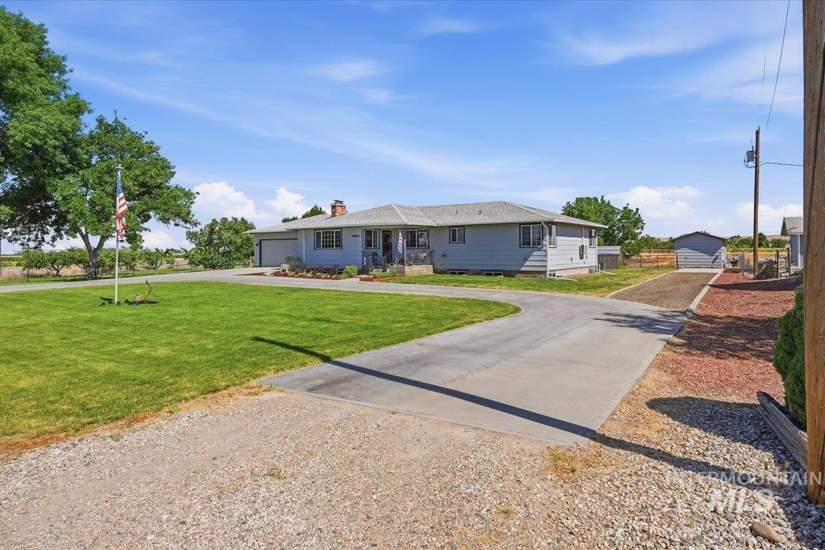 6850 W Black Canyon Hwy, Emmett, Idaho 83617, 4 Bedrooms, 2.5 Bathrooms, Residential For Sale, Price $649,900,MLS 98990842