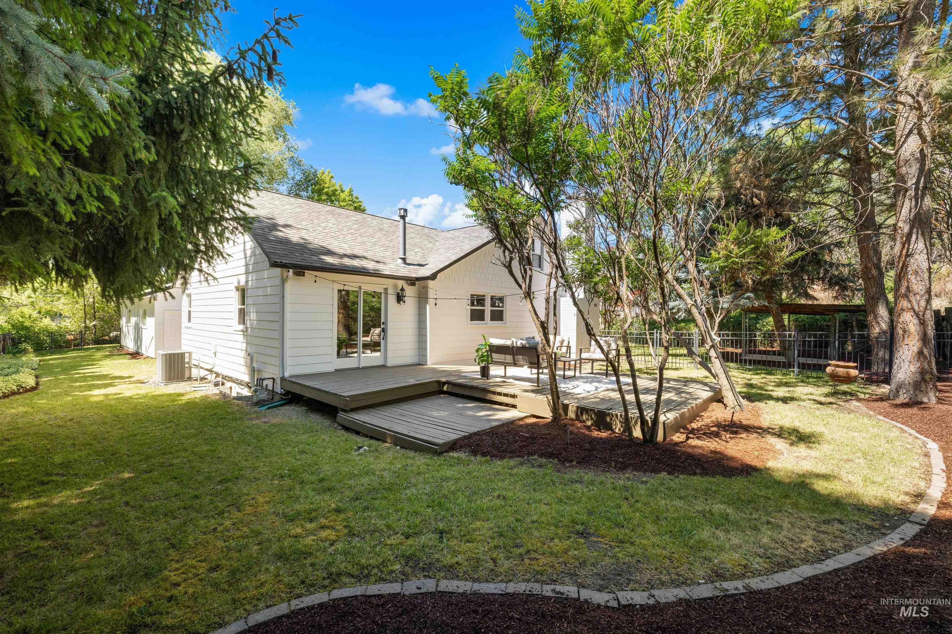 4100 N Bodenheimer St., Boise, Idaho 83703, 4 Bedrooms, 3 Bathrooms, Residential For Sale, Price $799,000,MLS 98990846
