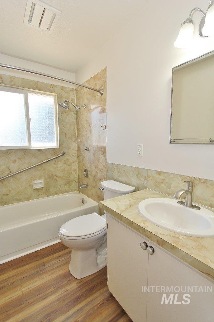 2114 Fry St, Boise, Idaho 83704, 3 Bedrooms, 1 Bathroom, Residential For Sale, Price $349,900,MLS 98990847