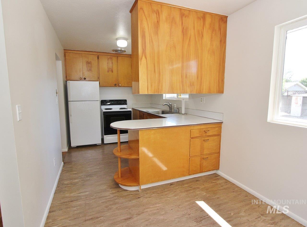 2114 Fry St, Boise, Idaho 83704, 3 Bedrooms, 1 Bathroom, Residential For Sale, Price $349,900,MLS 98990847