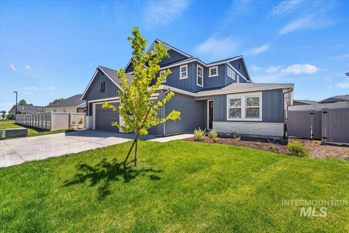 11531 W Vin Santo Dr, Nampa, Idaho 83686, 4 Bedrooms, 3 Bathrooms, Residential For Sale, Price $765,000,MLS 98990849