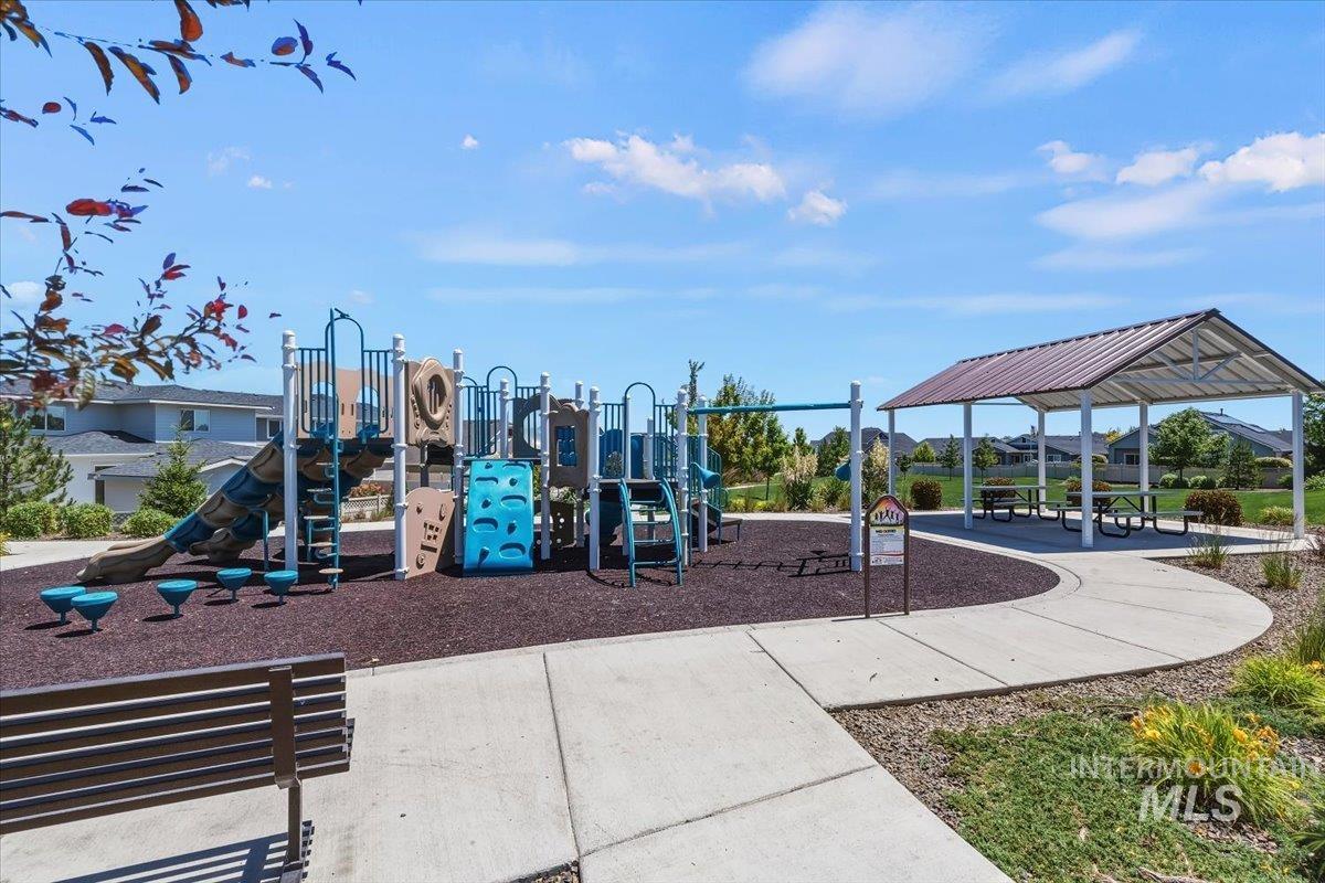 11531 W Vin Santo Dr, Nampa, Idaho 83686, 4 Bedrooms, 3 Bathrooms, Residential For Sale, Price $765,000,MLS 98990849