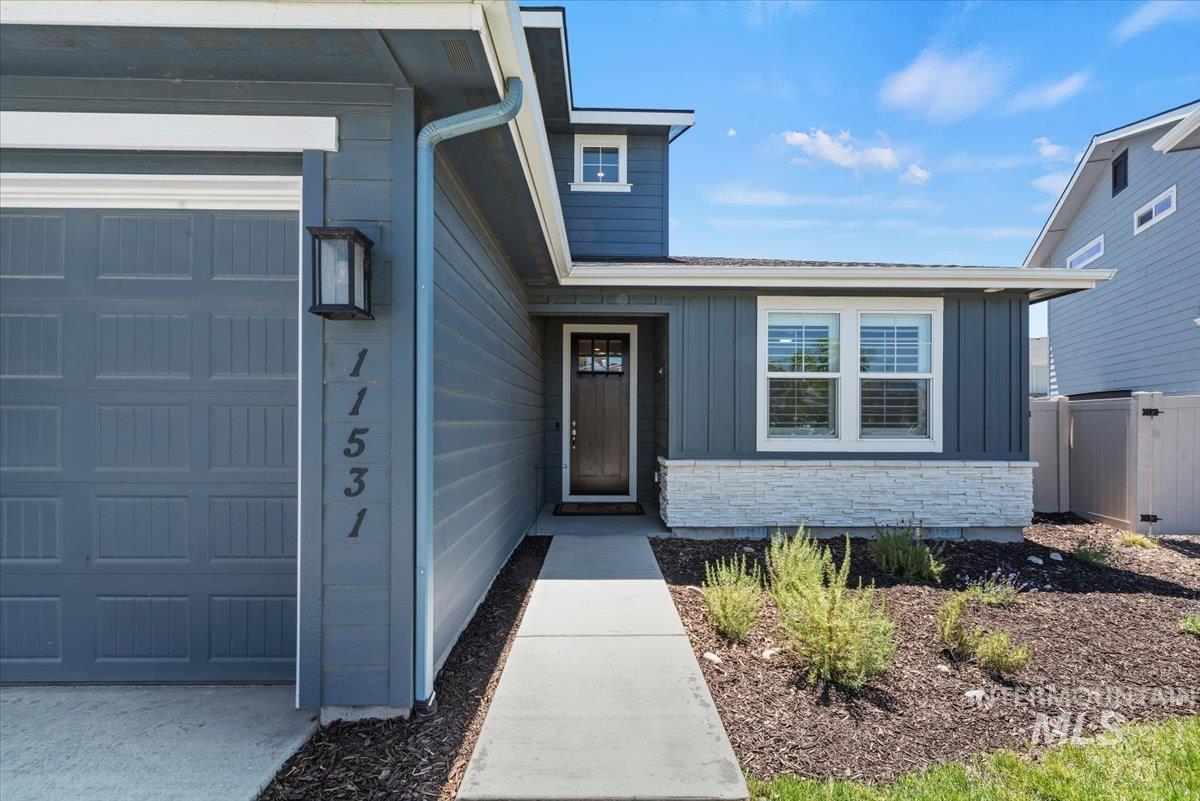11531 W Vin Santo Dr, Nampa, Idaho 83686, 4 Bedrooms, 3 Bathrooms, Residential For Sale, Price $765,000,MLS 98990849