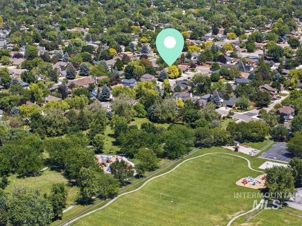 9836 W Alliance Dr., Boise, Idaho 83704, 3 Bedrooms, 3 Bathrooms, Residential For Sale, Price $525,000,MLS 98990853