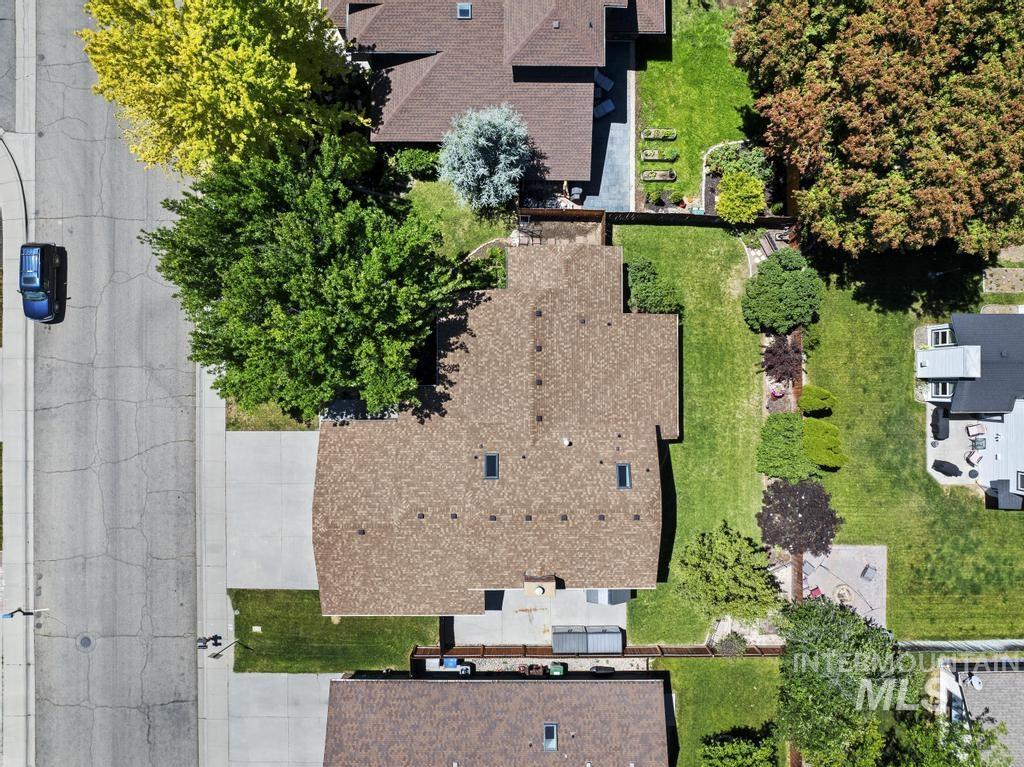 9836 W Alliance Dr., Boise, Idaho 83704, 3 Bedrooms, 3 Bathrooms, Residential For Sale, Price $525,000,MLS 98990853