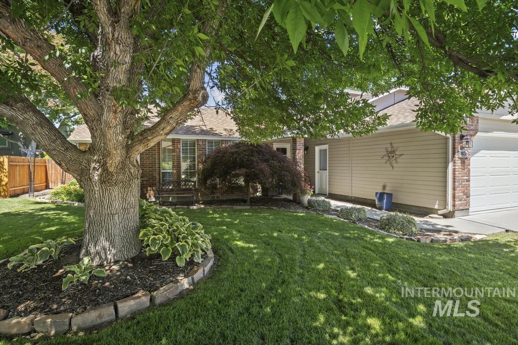 9836 W Alliance Dr., Boise, Idaho 83704, 3 Bedrooms, 3 Bathrooms, Residential For Sale, Price $525,000,MLS 98990853