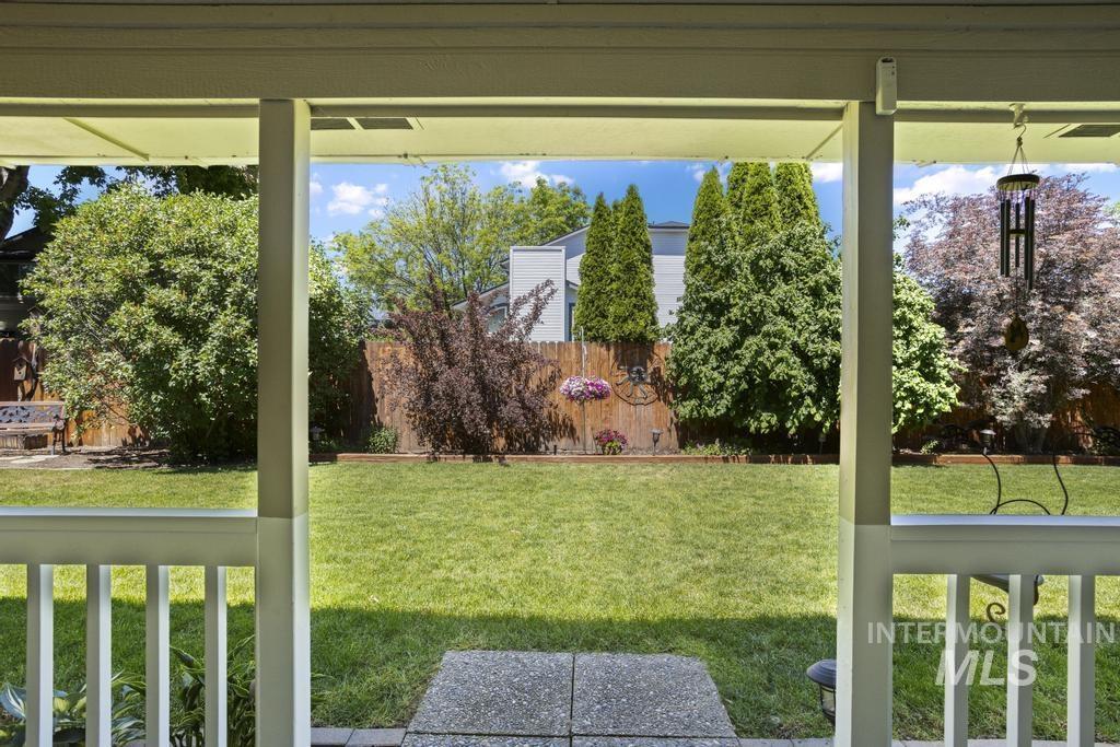 9836 W Alliance Dr., Boise, Idaho 83704, 3 Bedrooms, 3 Bathrooms, Residential For Sale, Price $525,000,MLS 98990853