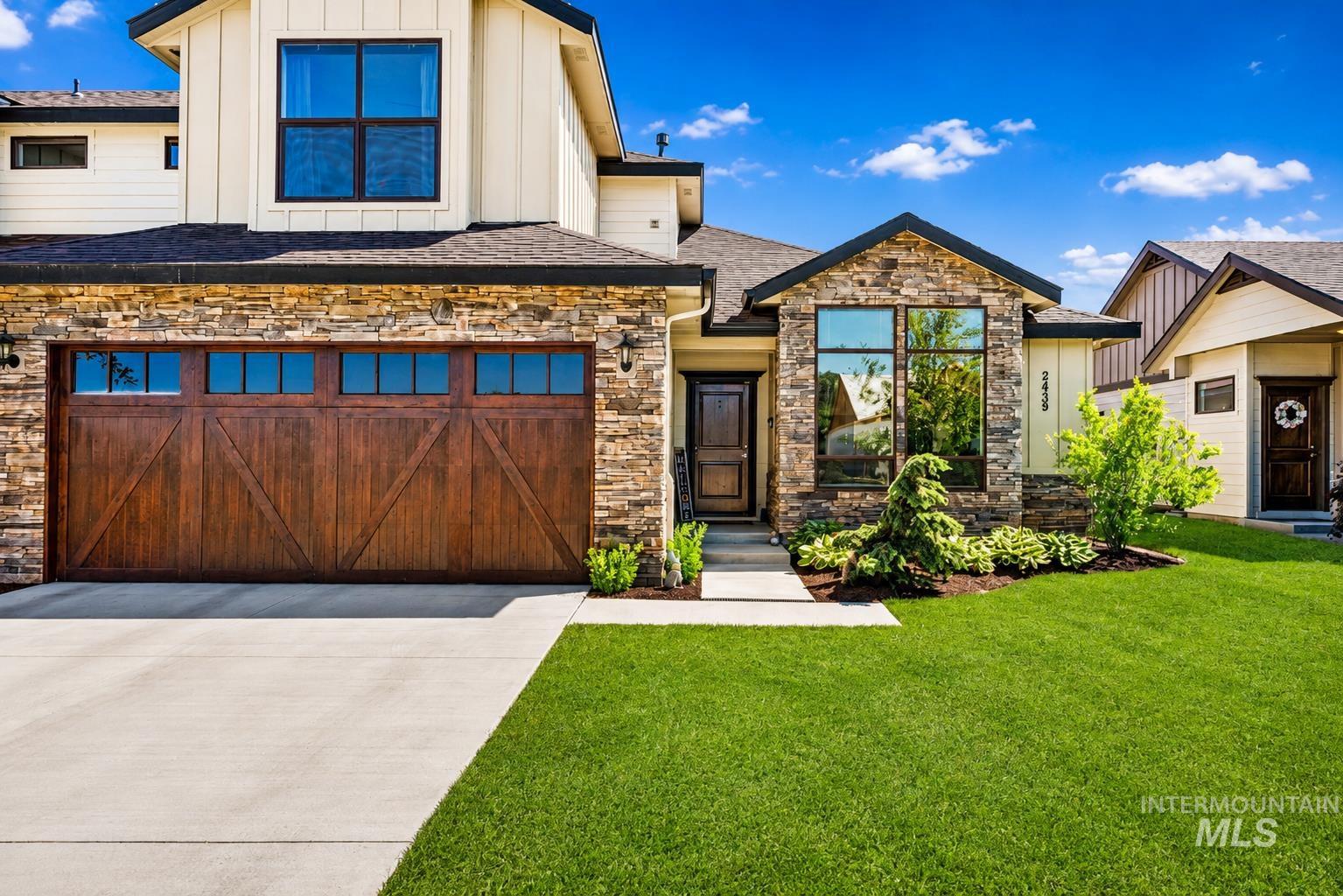 2439 E Hidden Creek, Nampa, Idaho 83687, 3 Bedrooms, 2 Bathrooms, Residential For Sale, Price $414,900,MLS 98990855