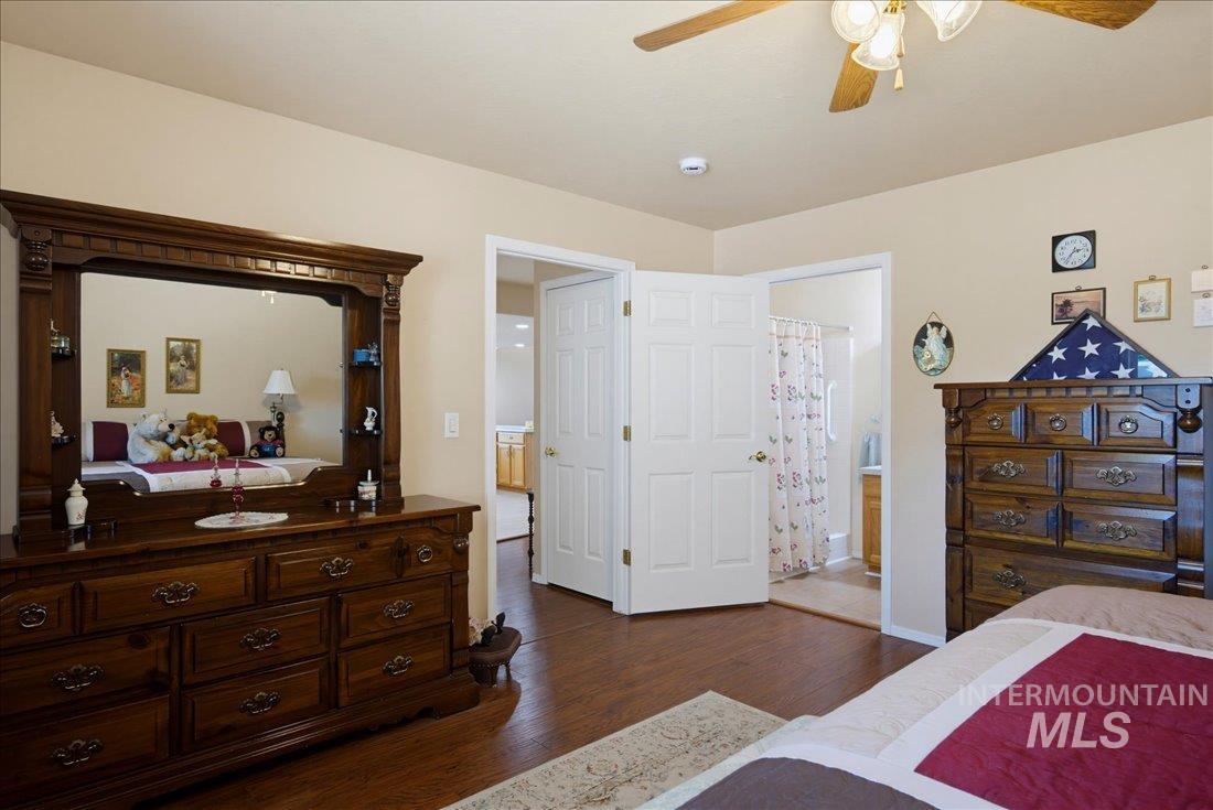 113 Country Lane Loop, Payette, Idaho 83661, 2 Bedrooms, 2 Bathrooms, Residential For Sale, Price $319,900,MLS 98990856