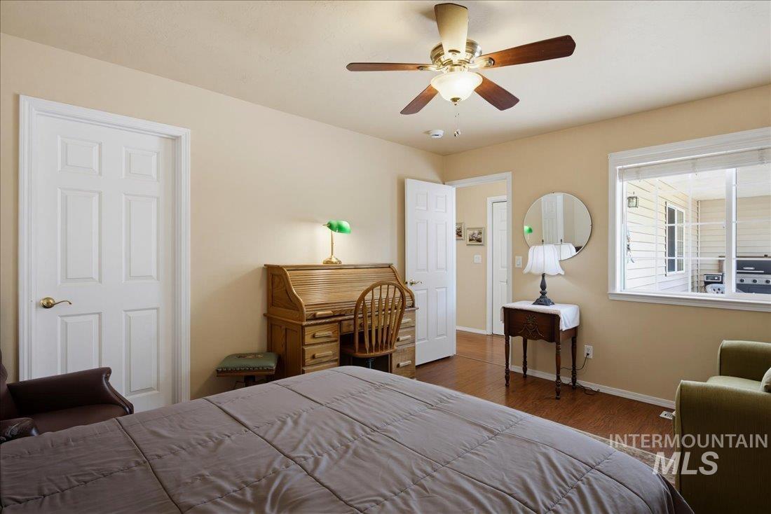 113 Country Lane Loop, Payette, Idaho 83661, 2 Bedrooms, 2 Bathrooms, Residential For Sale, Price $319,900,MLS 98990856