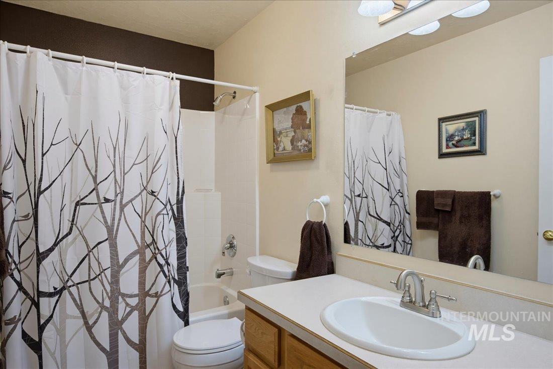 113 Country Lane Loop, Payette, Idaho 83661, 2 Bedrooms, 2 Bathrooms, Residential For Sale, Price $319,900,MLS 98990856