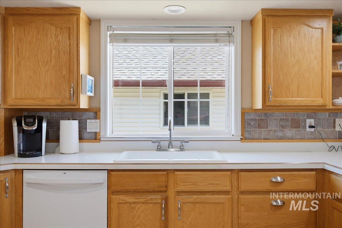 113 Country Lane Loop, Payette, Idaho 83661, 2 Bedrooms, 2 Bathrooms, Residential For Sale, Price $319,900,MLS 98990856