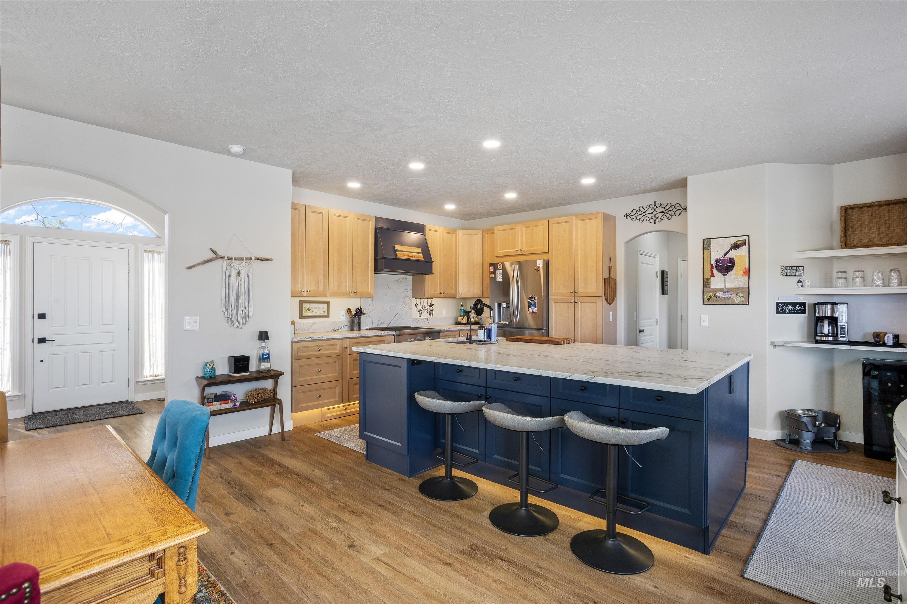 25614 Ember Rd., Middleton, Idaho 83644, 3 Bedrooms, 2.5 Bathrooms, Residential For Sale, Price $949,900,MLS 98990857