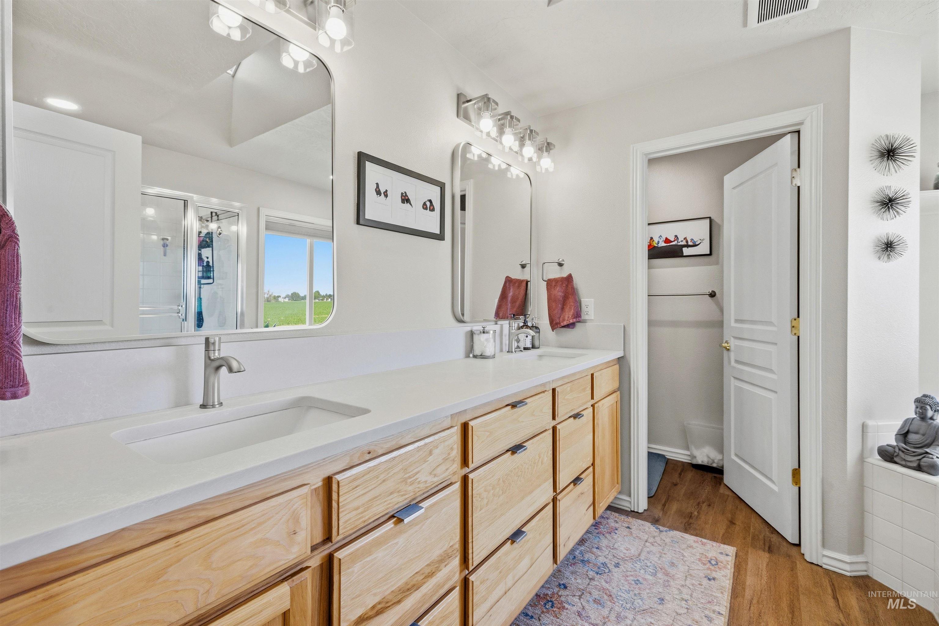 25614 Ember Rd., Middleton, Idaho 83644, 3 Bedrooms, 2.5 Bathrooms, Residential For Sale, Price $949,900,MLS 98990857