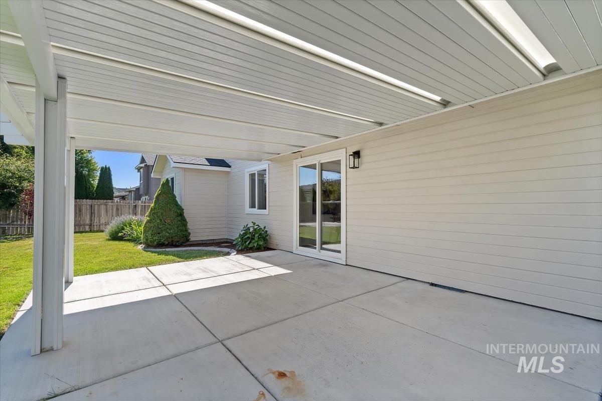 1464 Castro, Kuna, Idaho 83634, 4 Bedrooms, 2 Bathrooms, Residential For Sale, Price $432,000, 98990858