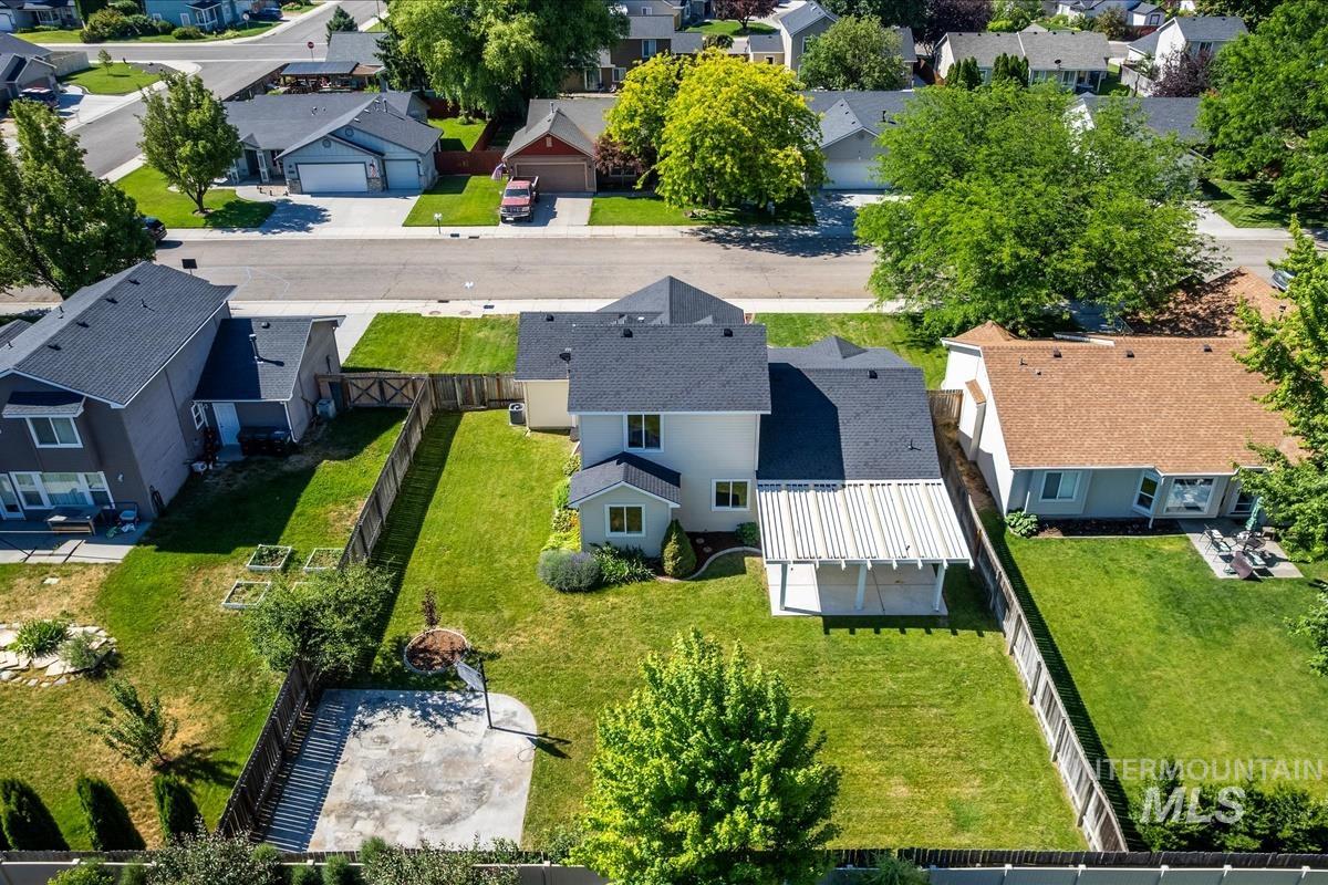 1464 Castro, Kuna, Idaho 83634, 4 Bedrooms, 2 Bathrooms, Residential For Sale, Price $432,000, 98990858
