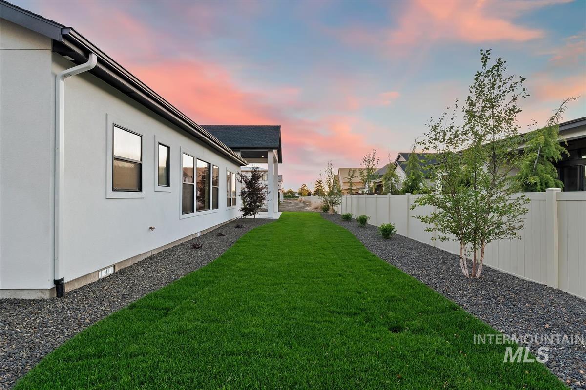 3454 W Golden Barrel St., Eagle, Idaho 83616, 4 Bedrooms, 2.5 Bathrooms, Residential For Sale, Price $1,099,000,MLS 98990859