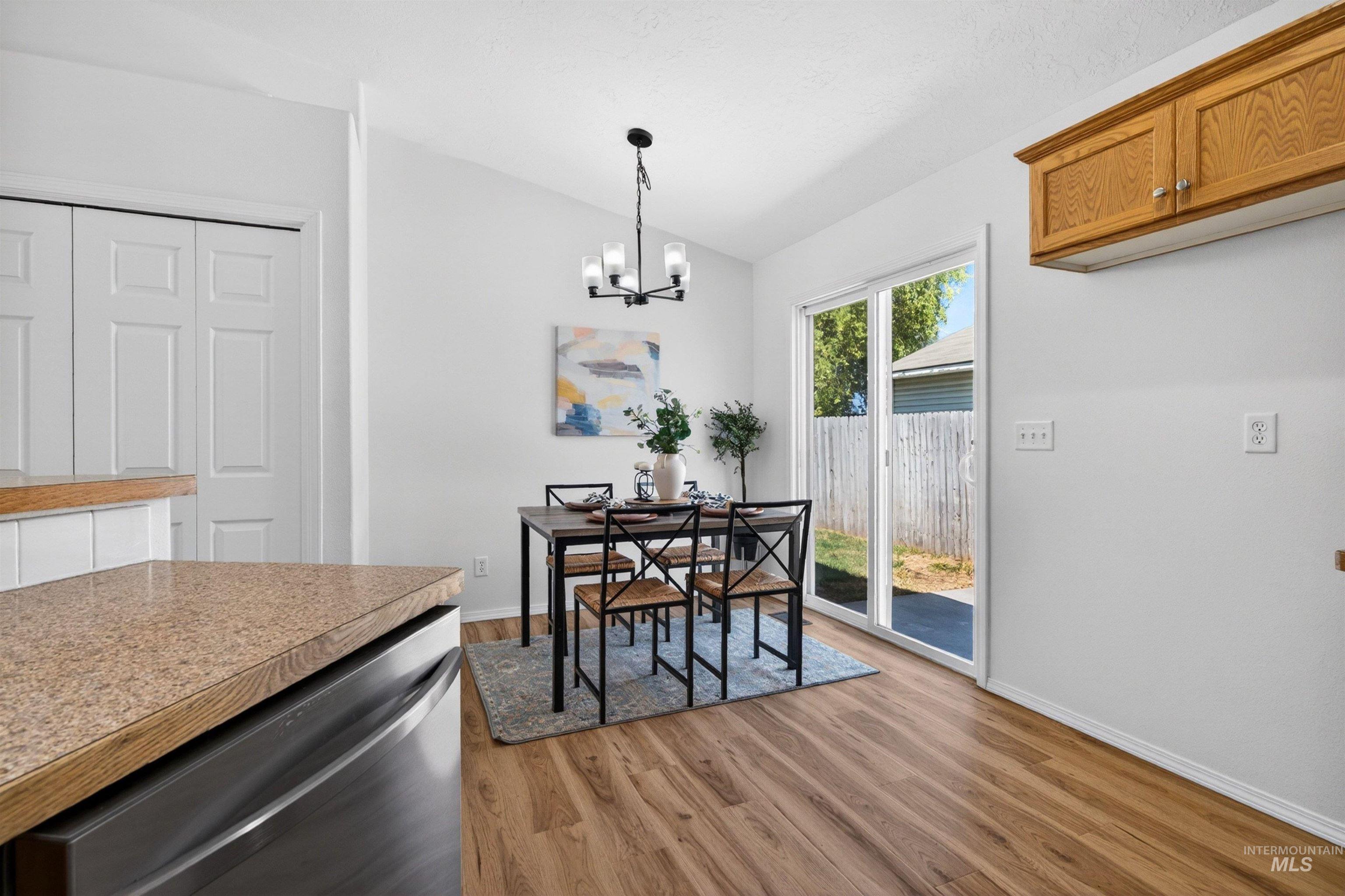 17901 Monarch Way, Nampa, Idaho 83687-9074, 3 Bedrooms, 2 Bathrooms, Residential For Sale, Price $353,000,MLS 98990860