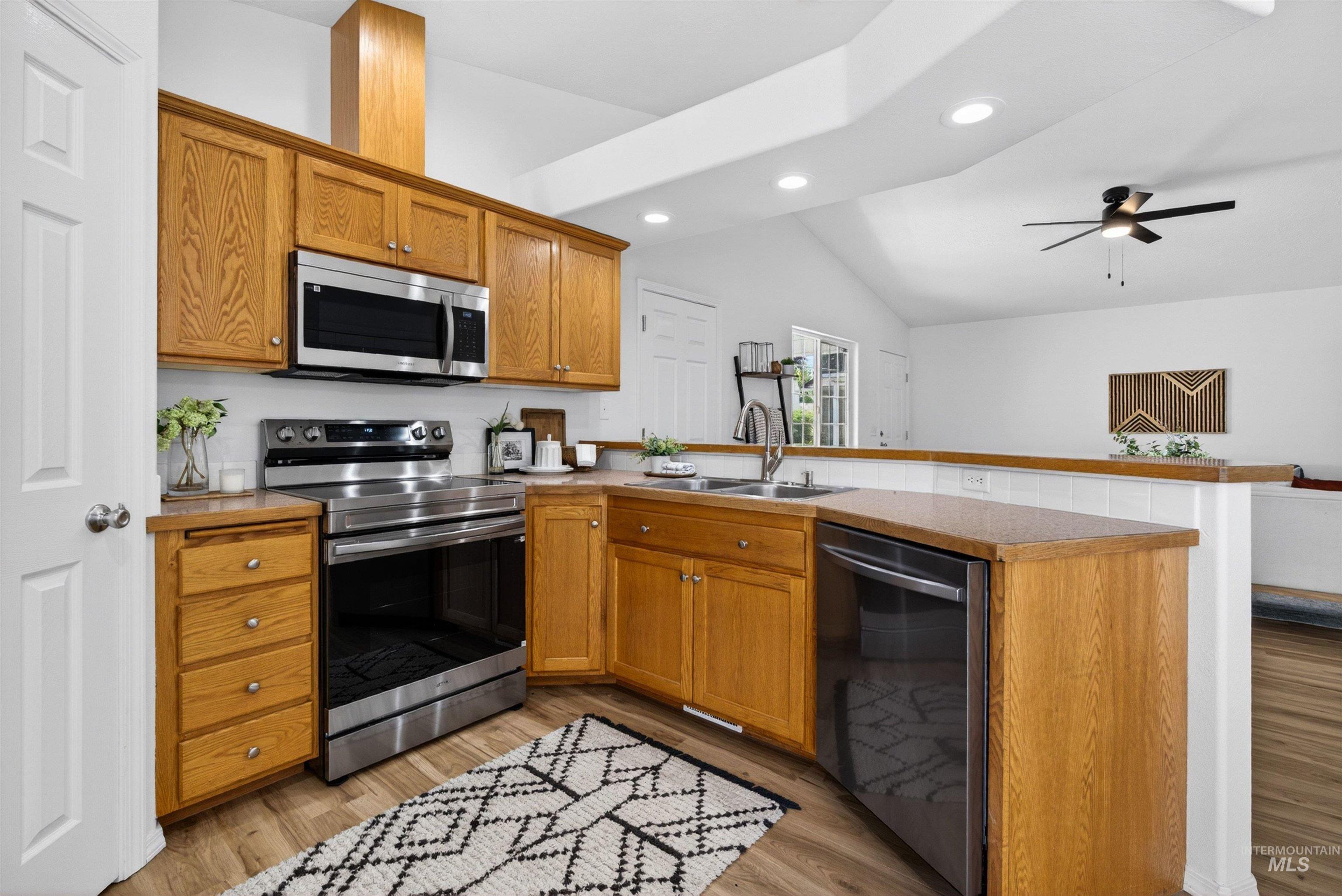 17901 Monarch Way, Nampa, Idaho 83687-9074, 3 Bedrooms, 2 Bathrooms, Residential For Sale, Price $353,000,MLS 98990860