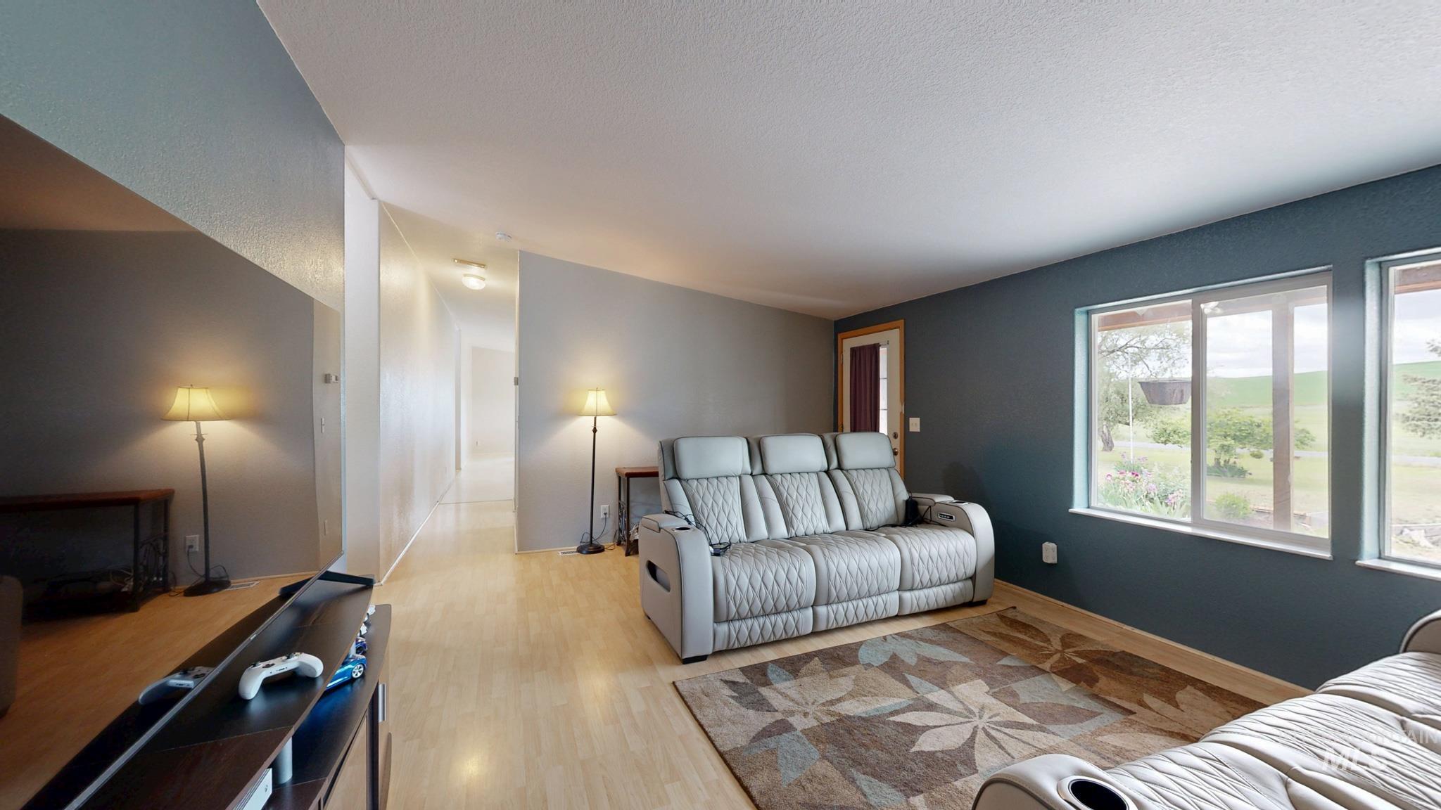 2230 Blaine Rd, Moscow, Idaho 83843-0000, 3 Bedrooms, 2 Bathrooms, Residential For Sale, Price $571,000,MLS 98990862