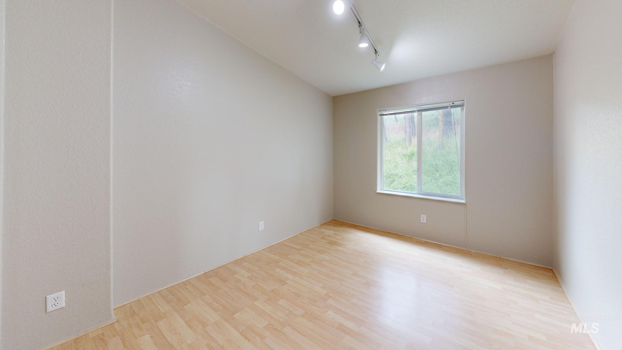 2230 Blaine Rd, Moscow, Idaho 83843-0000, 3 Bedrooms, 2 Bathrooms, Residential For Sale, Price $571,000,MLS 98990862
