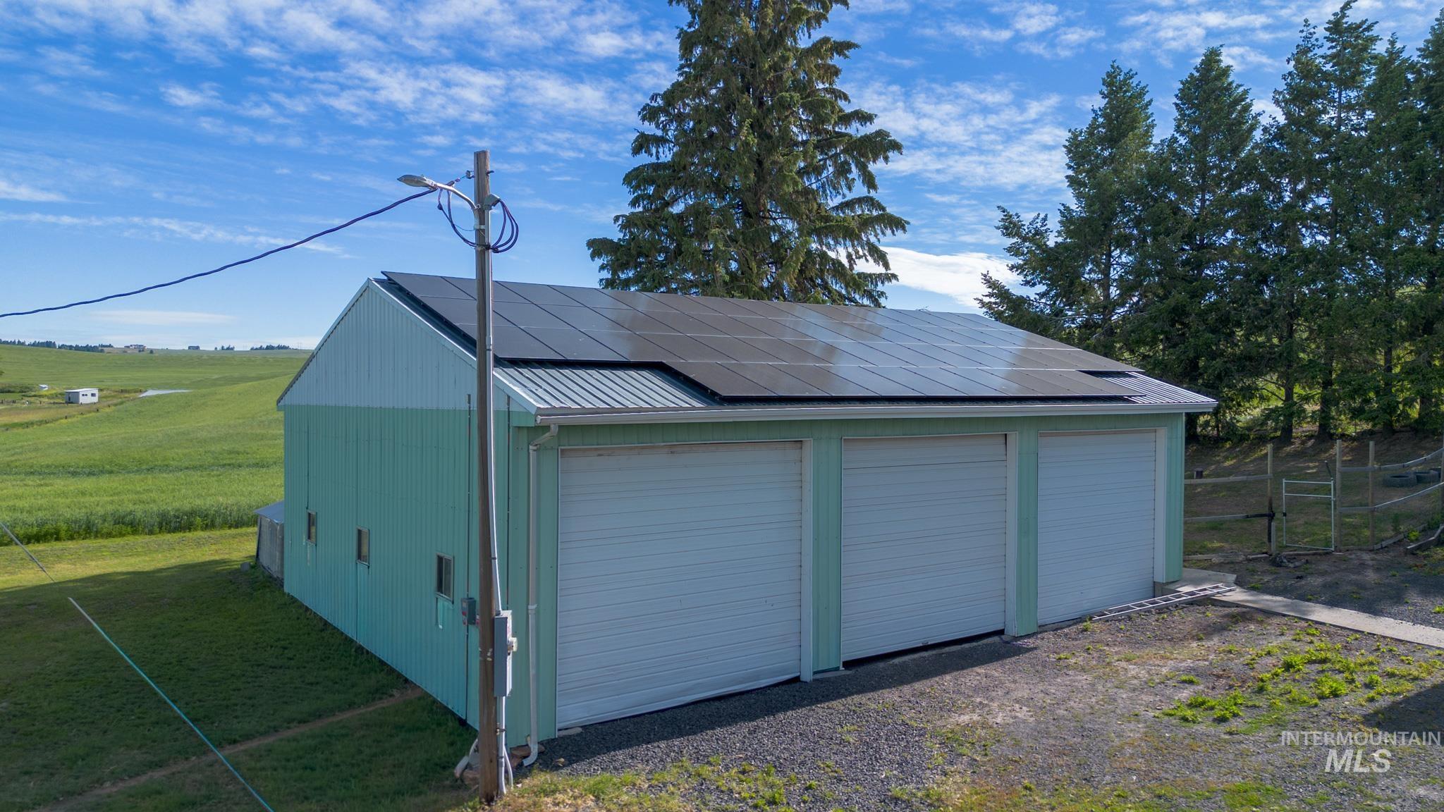 2230 Blaine Rd, Moscow, Idaho 83843-0000, 3 Bedrooms, 2 Bathrooms, Residential For Sale, Price $571,000,MLS 98990862