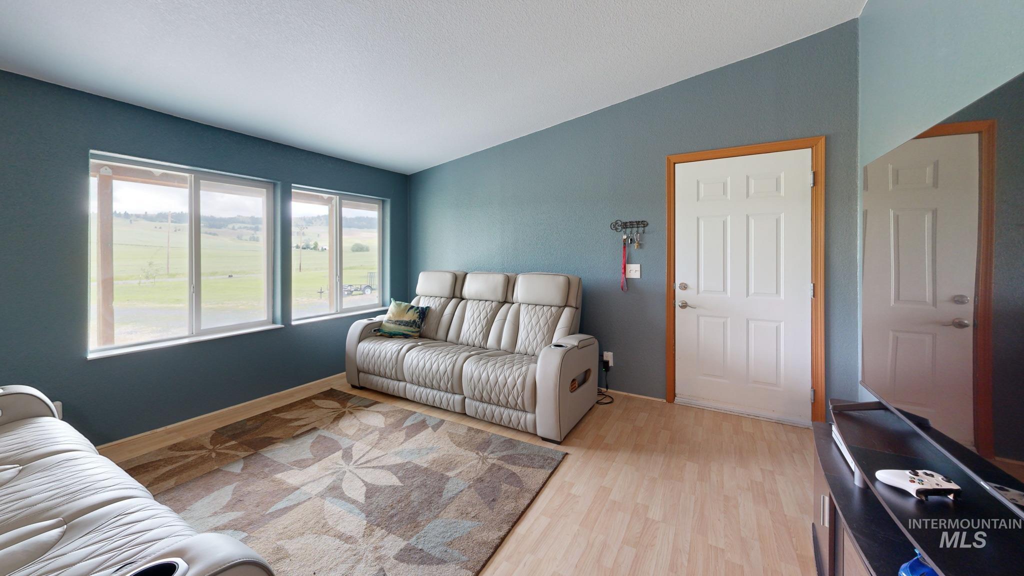 2230 Blaine Rd, Moscow, Idaho 83843-0000, 3 Bedrooms, 2 Bathrooms, Residential For Sale, Price $571,000,MLS 98990862