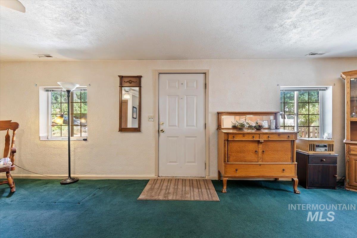 1817 N 25Th St, Boise, Idaho 83702-0214, 2 Bedrooms, 2 Bathrooms, Residential For Sale, Price $650,000,MLS 98990863